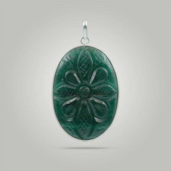 Marakata pacha pendant